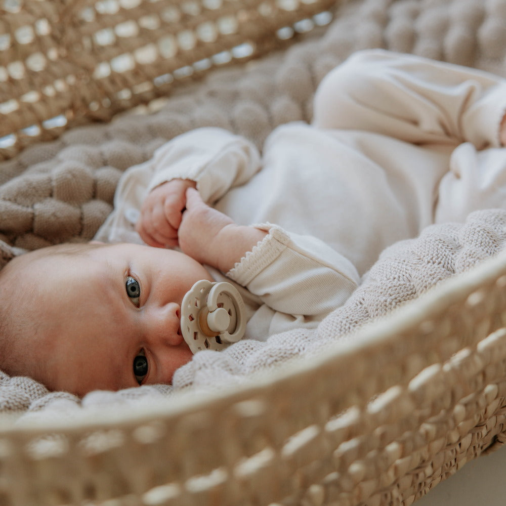 BIBS Boheme natúr kaucsuk játszócumi 0-6 hó - 2 db (krémfehér, zsálya)