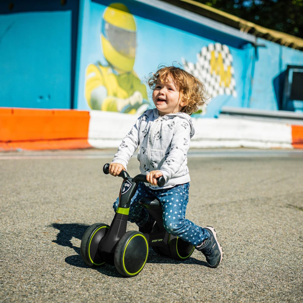 Zopa futóbicikli Easy-Way duplakerekű Race, sárga - Játéktündér webáruház